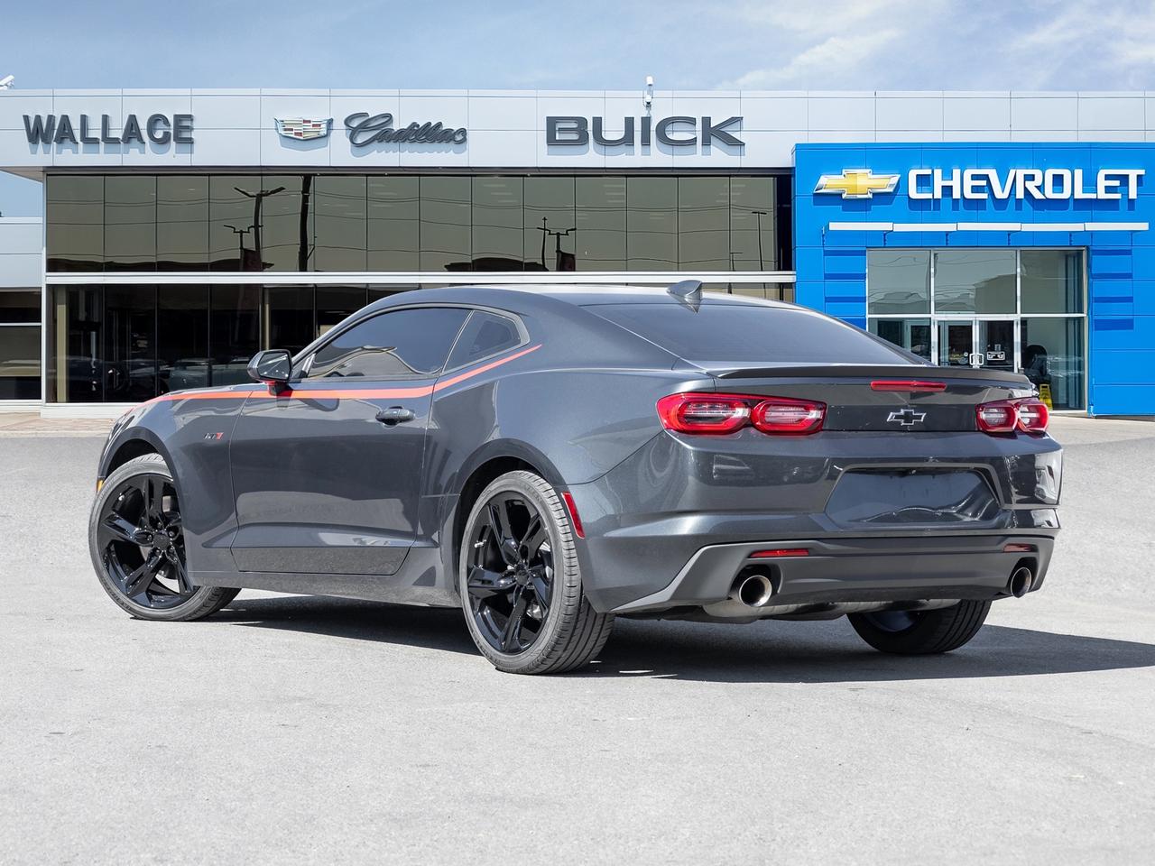 2021 Chevrolet Camaro 6.2L V8   10-Spd Auto   Sunroof   Bose   Tech PKG Photo