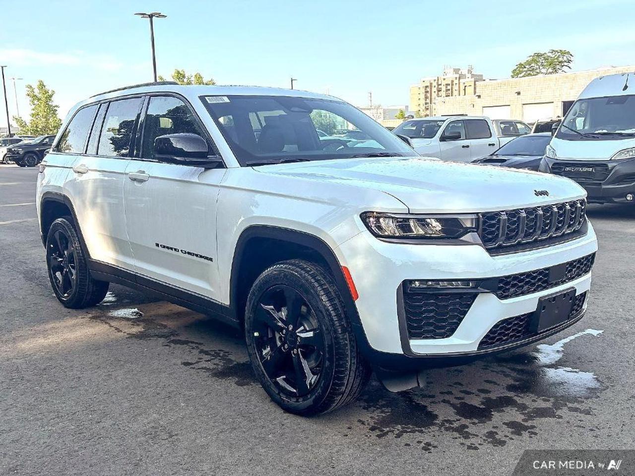 2026 Jeep Grand Cherokee Base 4dr 4x4 Photo