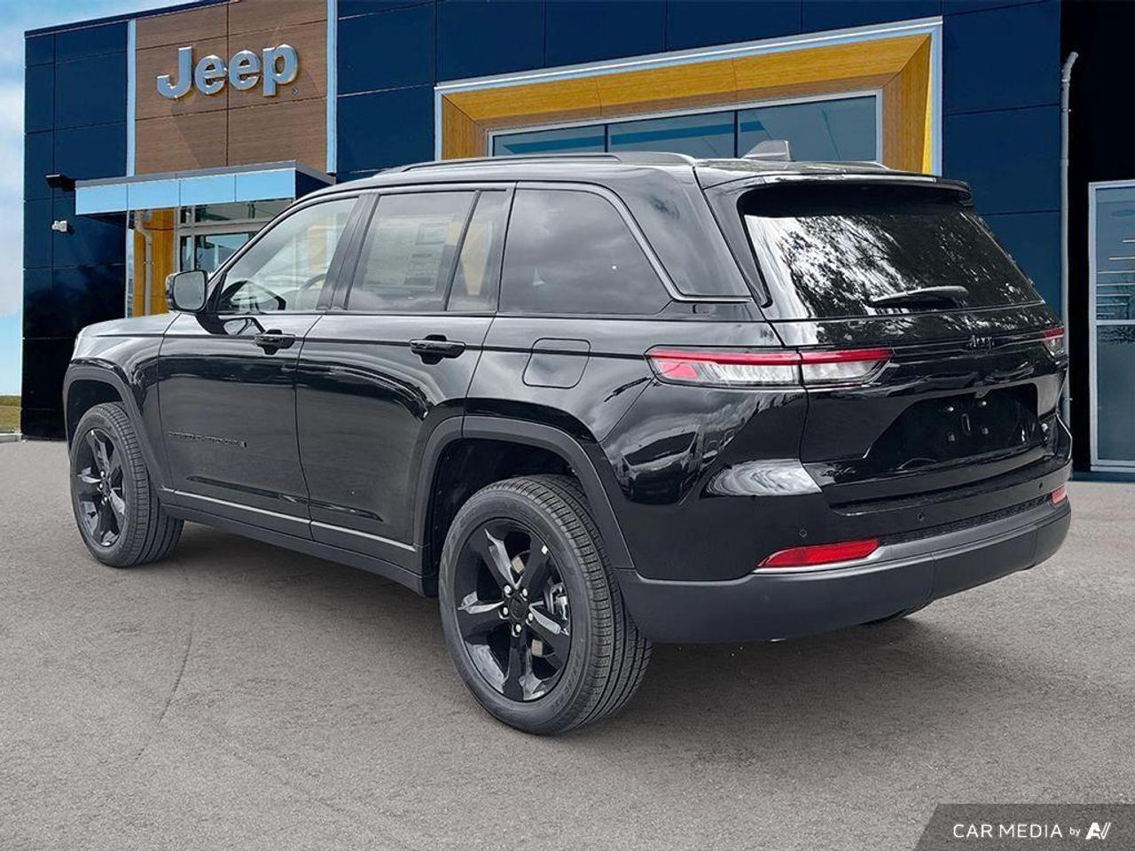 2026 Jeep Grand Cherokee Base 4dr 4x4 Photo