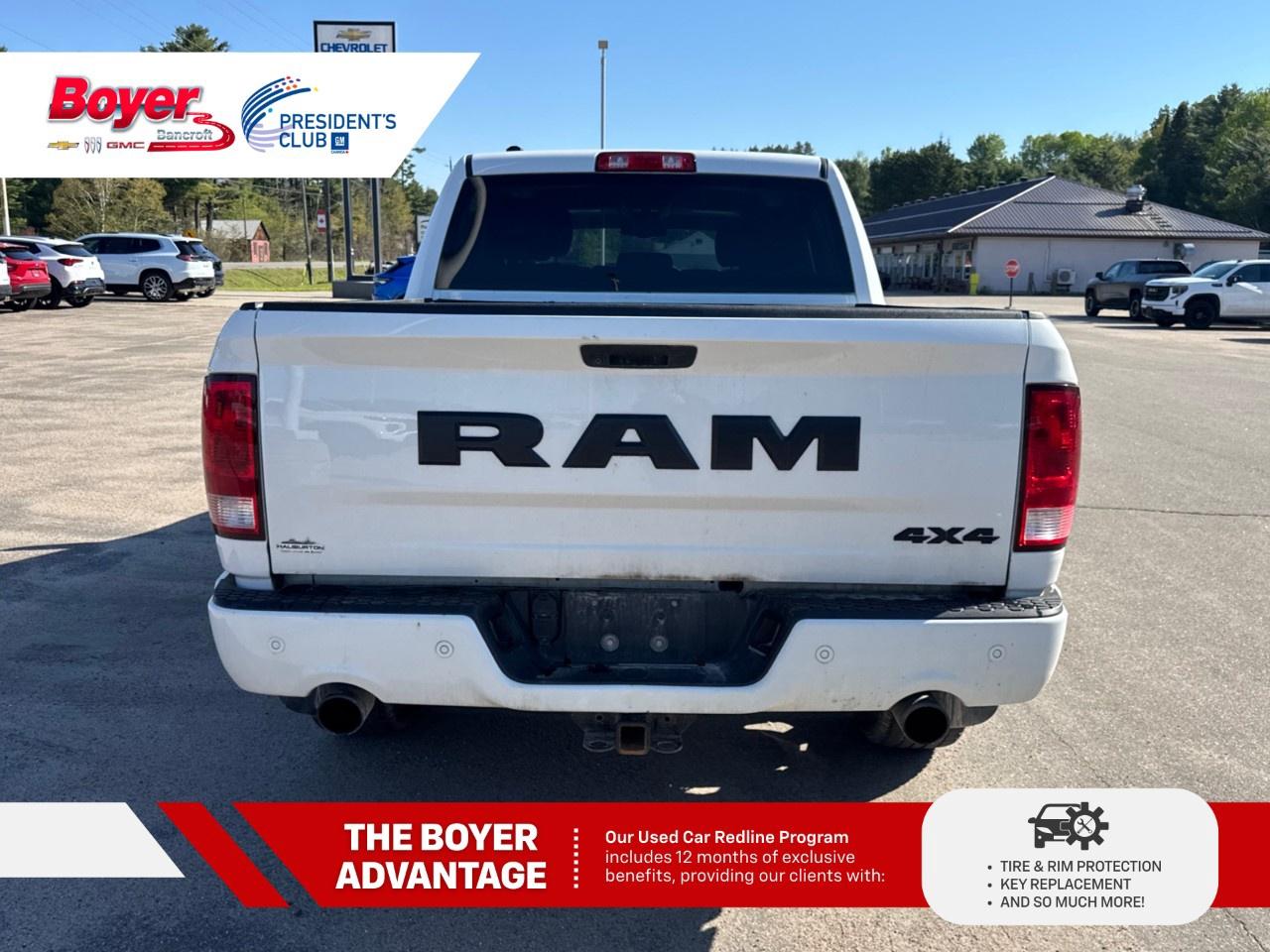 2023 RAM 1500 Classic EXPRESS 4X4 CREW CAB 5'7" BOX Photo