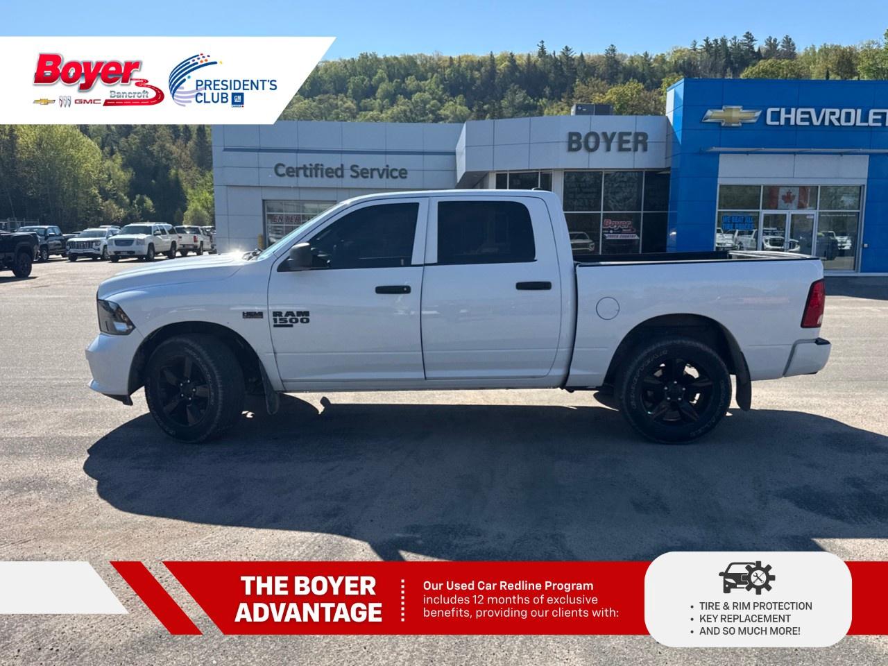 2023 RAM 1500 Classic EXPRESS 4X4 CREW CAB 5'7" BOX Photo