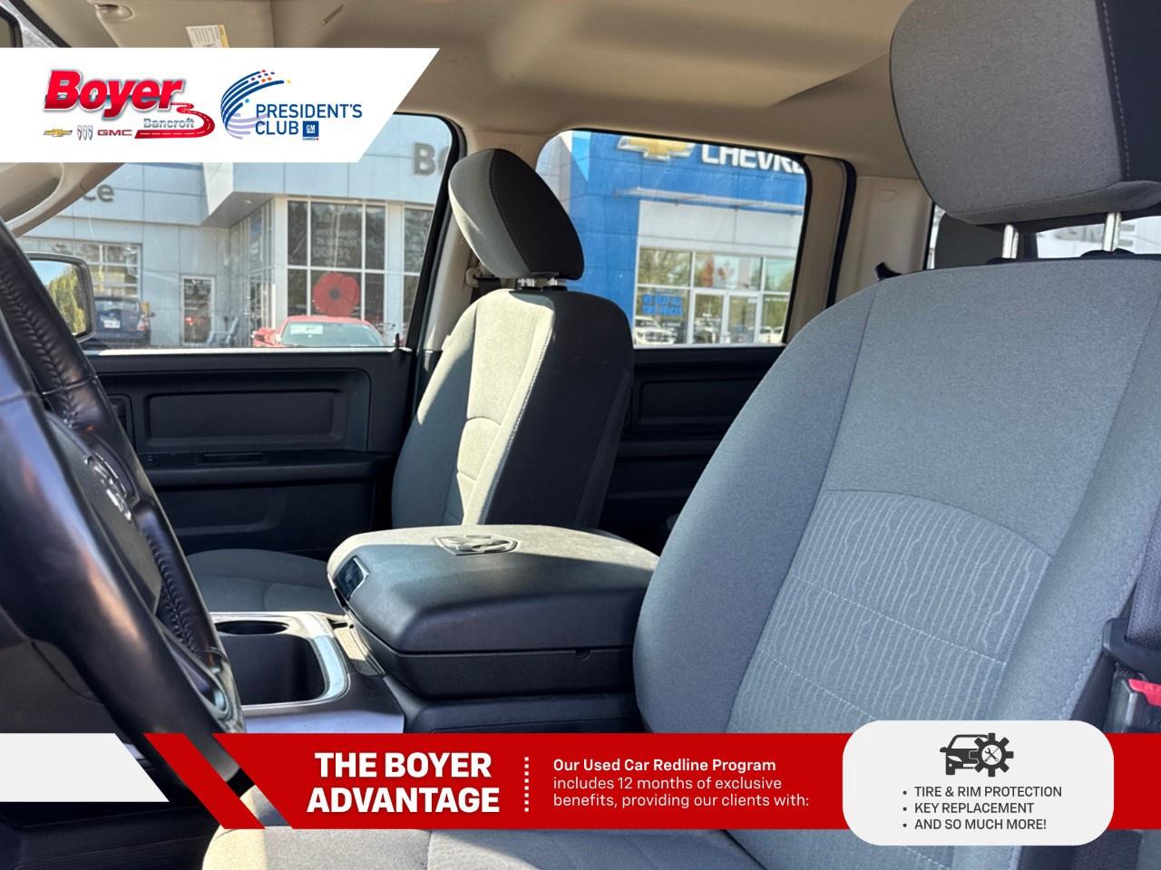 2023 RAM 1500 Classic EXPRESS 4X4 CREW CAB 5'7" BOX Photo