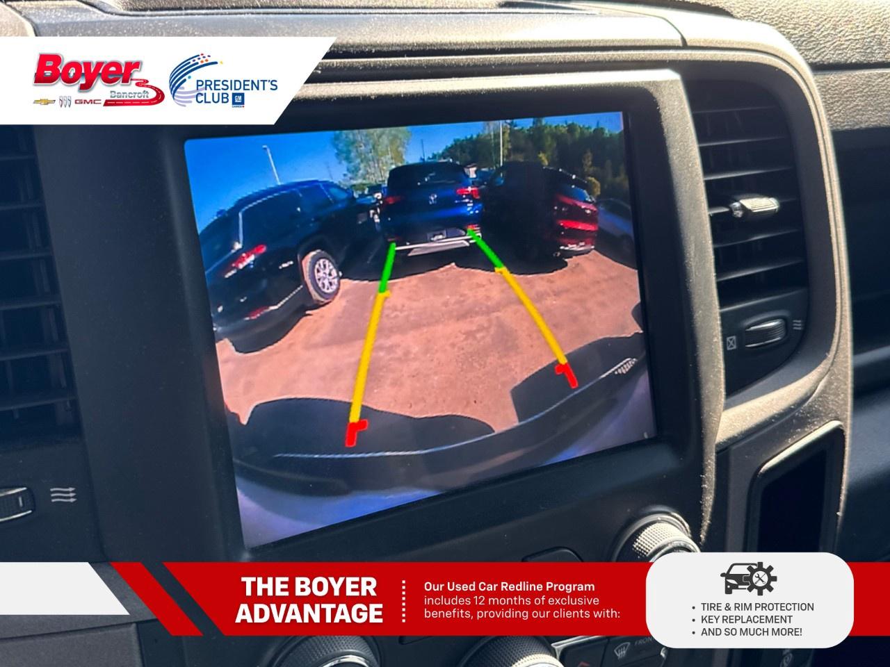 2023 RAM 1500 Classic EXPRESS 4X4 CREW CAB 5'7" BOX Photo