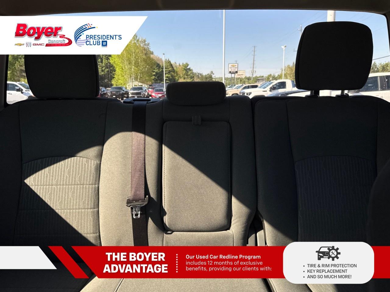 2023 RAM 1500 Classic EXPRESS 4X4 CREW CAB 5'7" BOX Photo