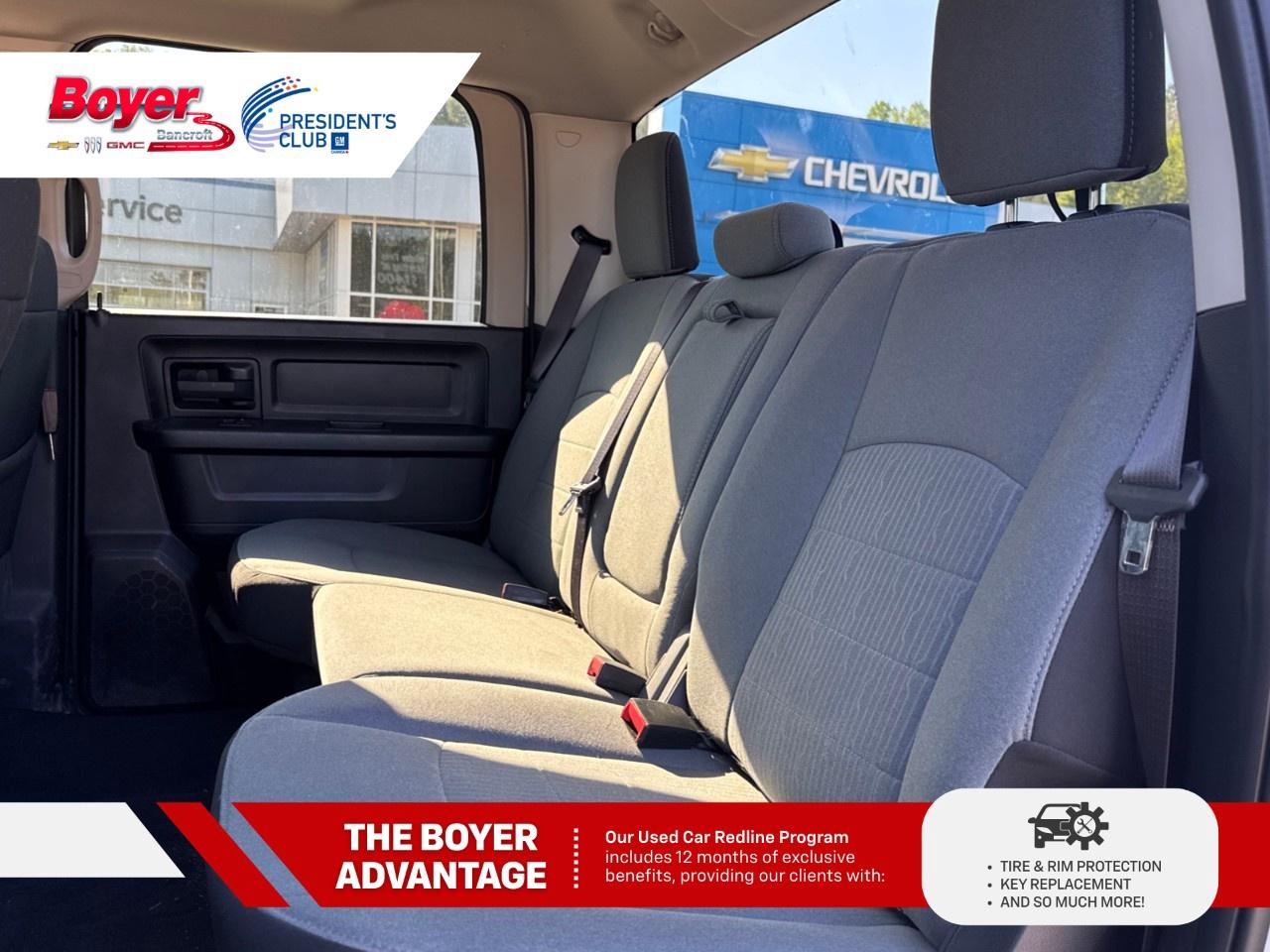 2023 RAM 1500 Classic EXPRESS 4X4 CREW CAB 5'7" BOX Photo