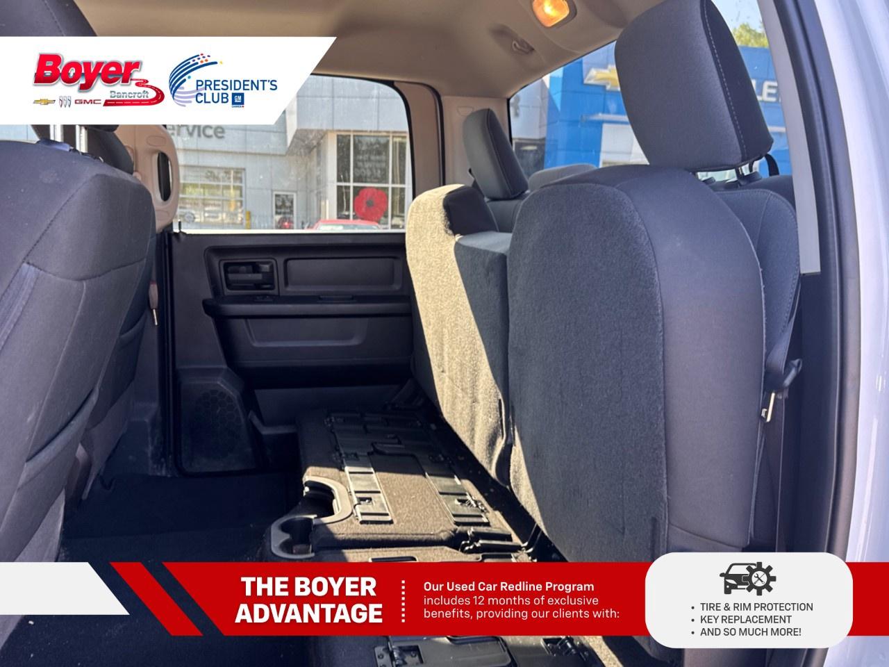 2023 RAM 1500 Classic EXPRESS 4X4 CREW CAB 5'7" BOX Photo