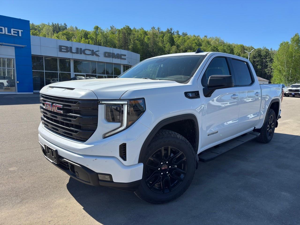 2026 GMC Sierra 1500 Crew Cab Short Box 4-Wheel Drive Elevation Photo
