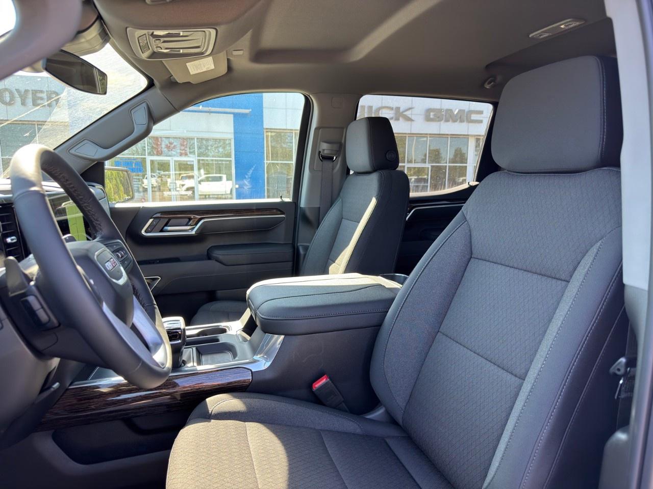 2026 GMC Sierra 1500 Crew Cab Short Box 4-Wheel Drive Elevation Photo