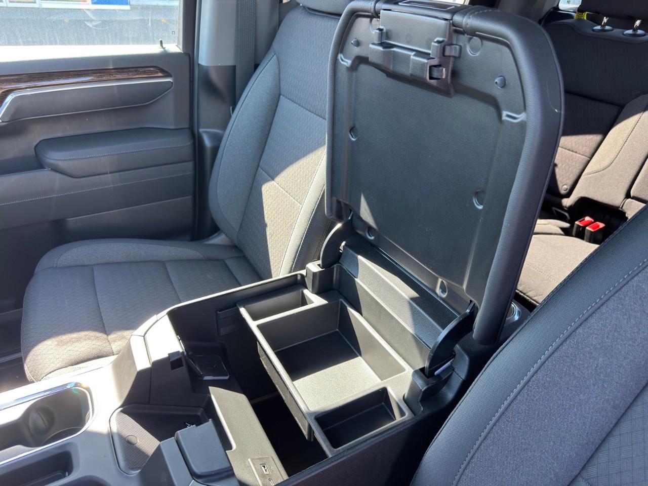 2026 GMC Sierra 1500 Crew Cab Short Box 4-Wheel Drive Elevation Photo