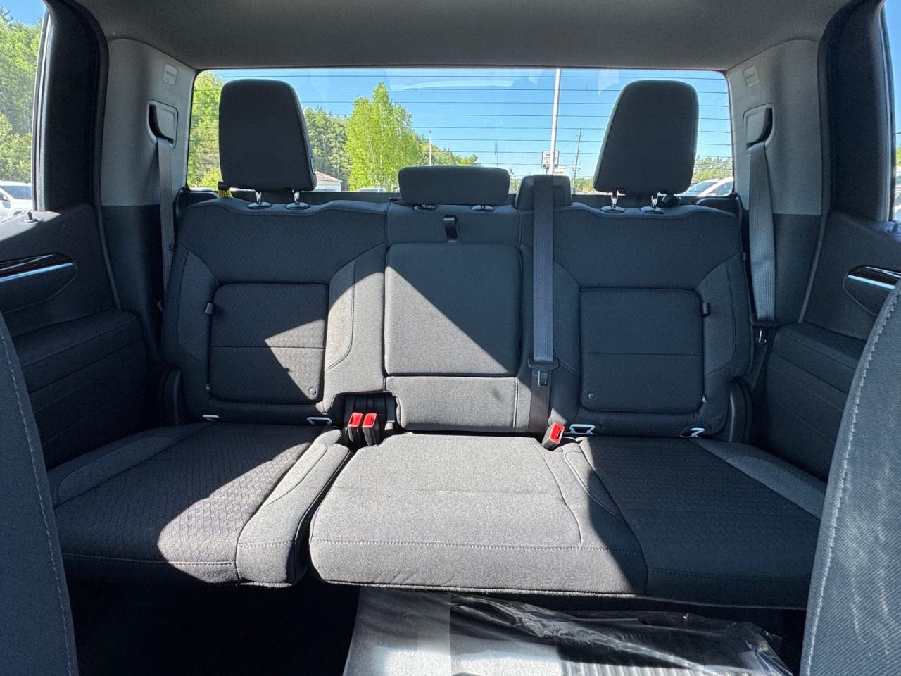 2026 GMC Sierra 1500 Crew Cab Short Box 4-Wheel Drive Elevation Photo