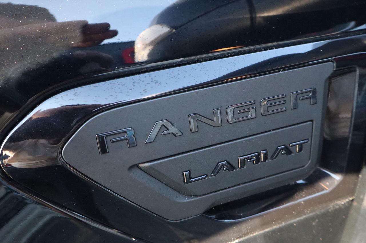 2021 Ford Ranger LARIAT   SUPERCREW 4WD   CLEAN CARFAX Photo