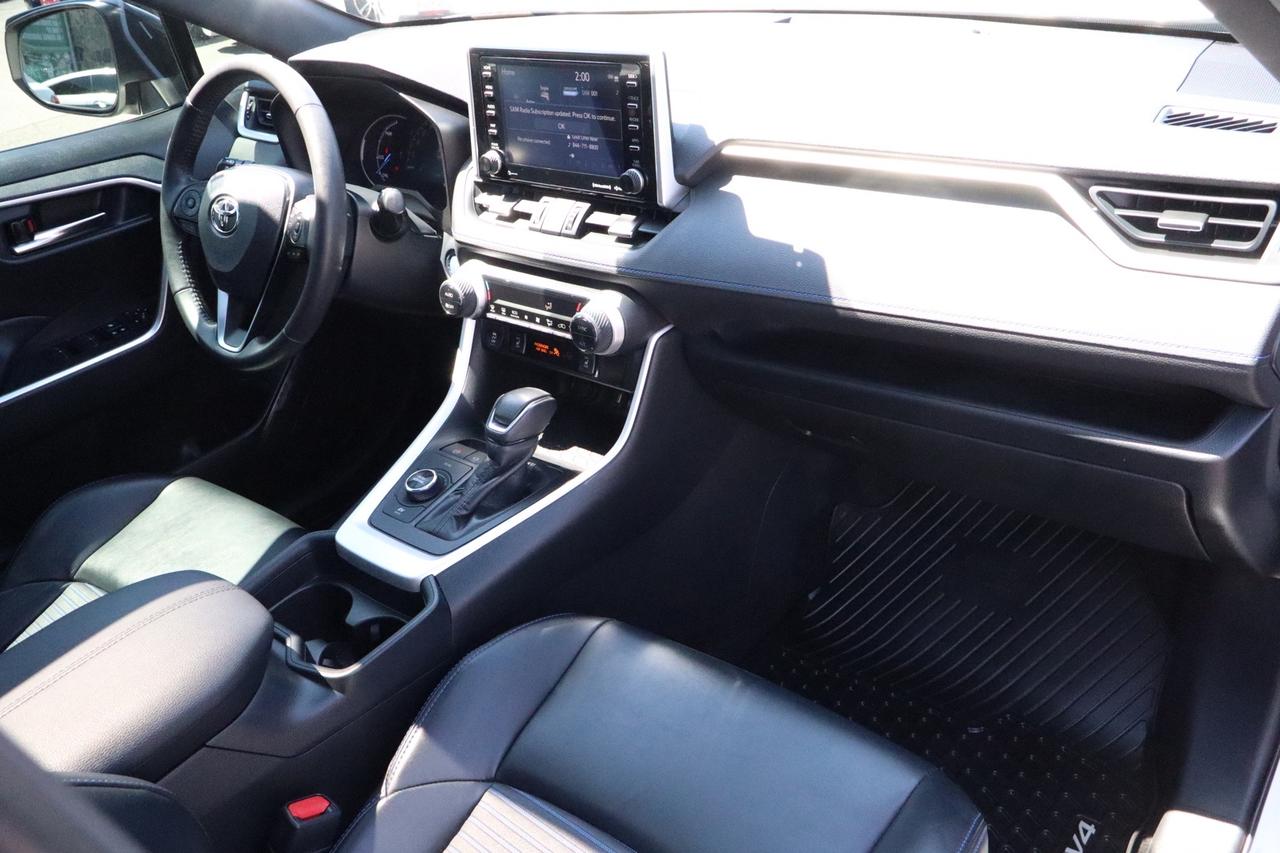 2020 Toyota RAV4 Hybrid XSE   No accident   Clean Carfax   Hybrid Photo