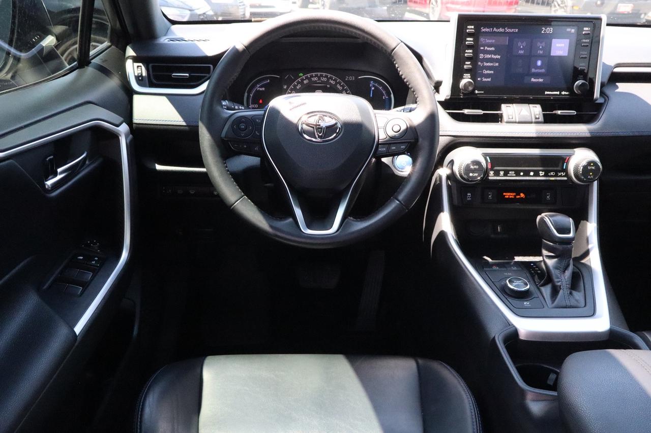 2020 Toyota RAV4 Hybrid XSE   No accident   Clean Carfax   Hybrid Photo
