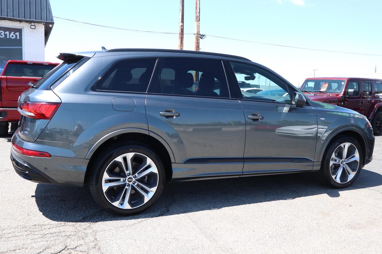 2021 Audi Q7 Progressiv S-Line   Clean Carfax   55 TFSI V6   Pa Photo