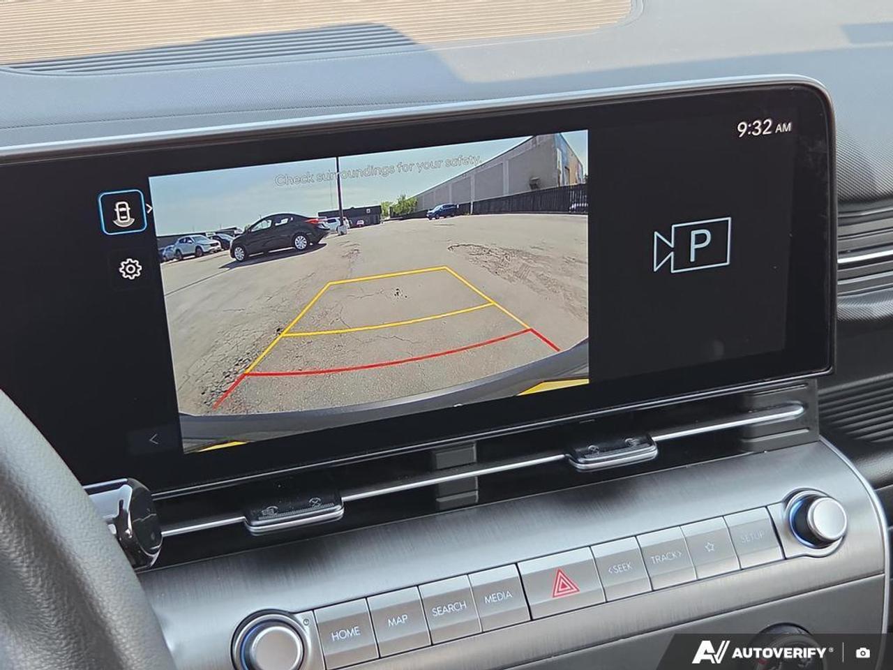 2024 Hyundai KONA 2.0L Essential HEATED SEATS   SMART DEVICE INTEGRA Photo