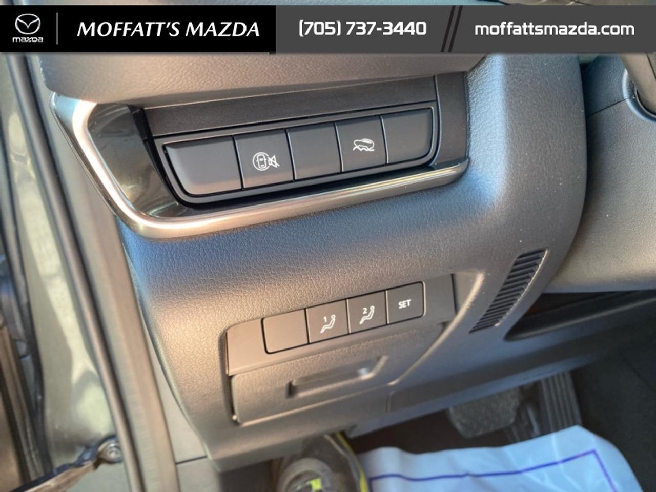 2024 Mazda CX-30 GS Photo