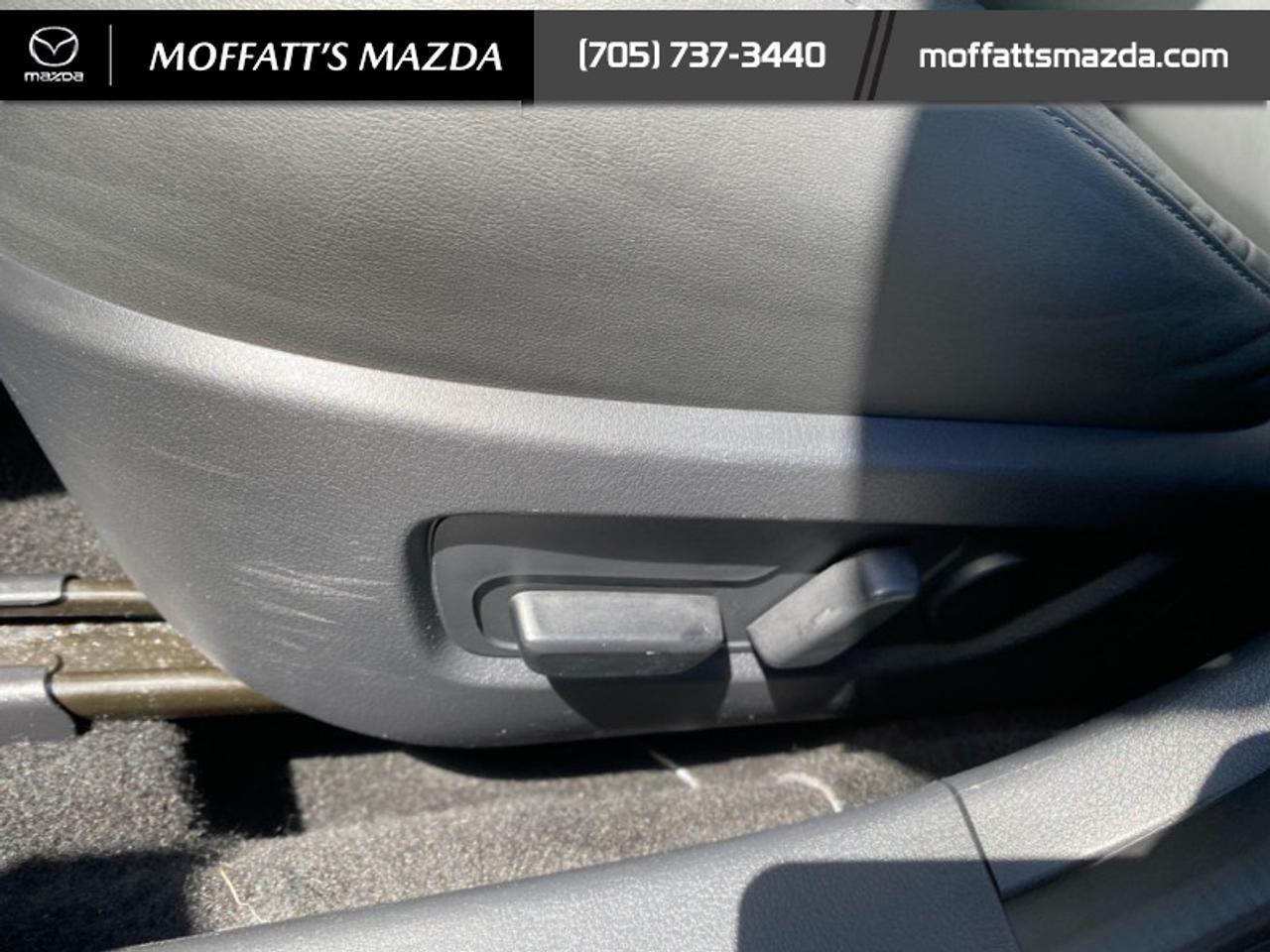 2024 Mazda CX-30 GS Photo