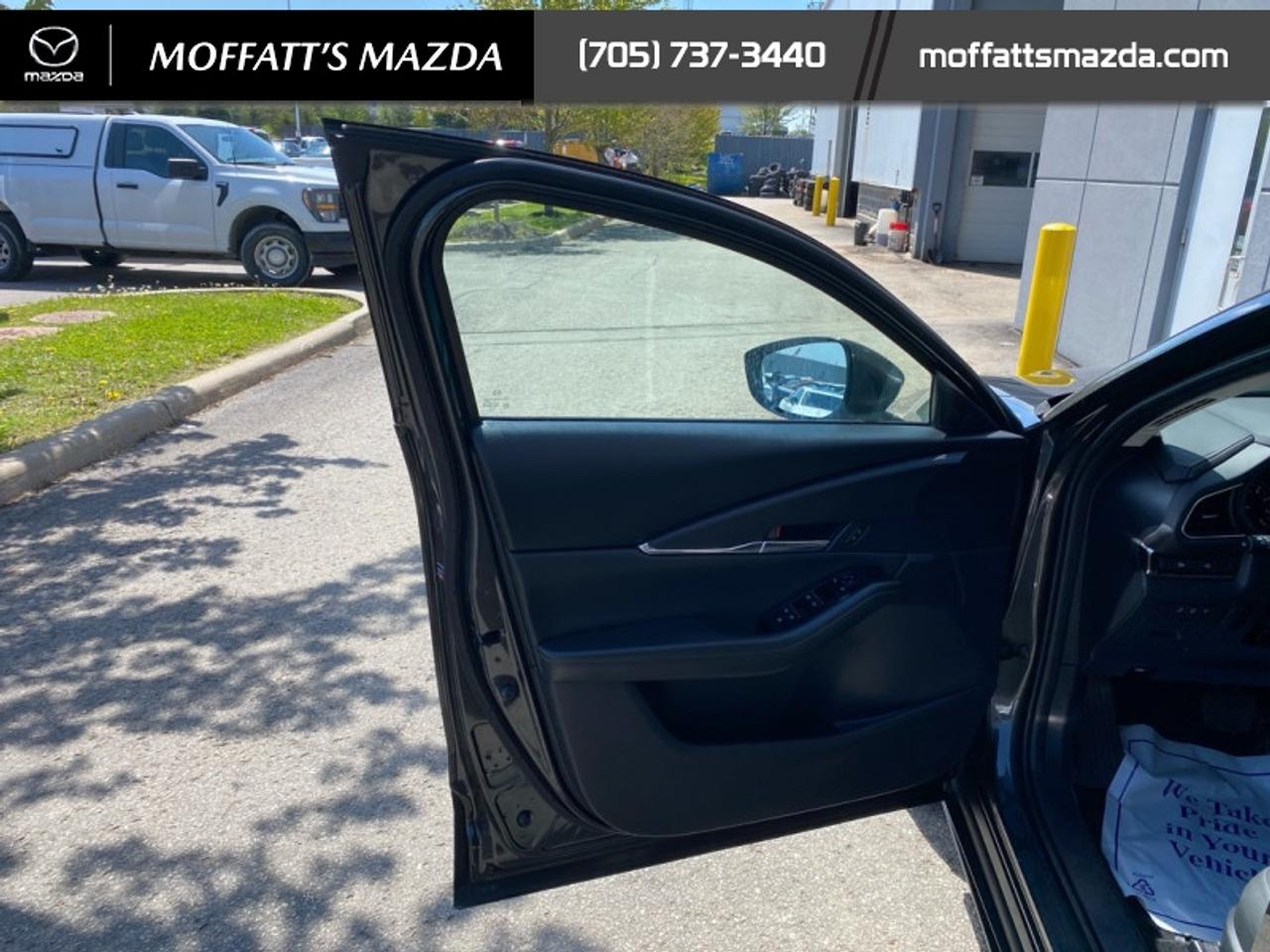 2024 Mazda CX-30 GS Photo