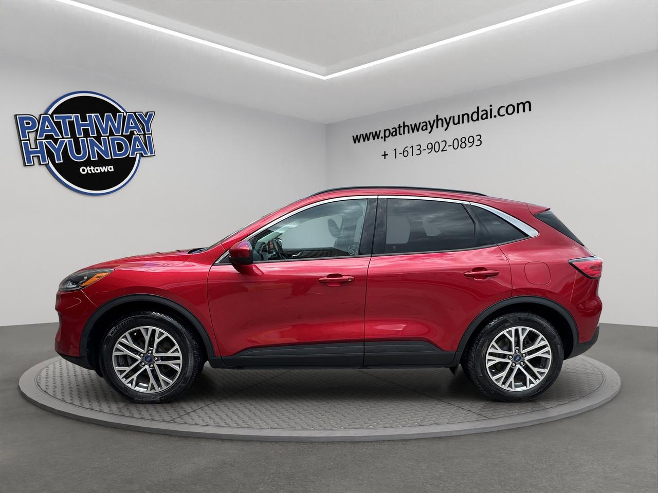 2021 Ford Escape SEL | Reverse Cam | Heated Seats Photo