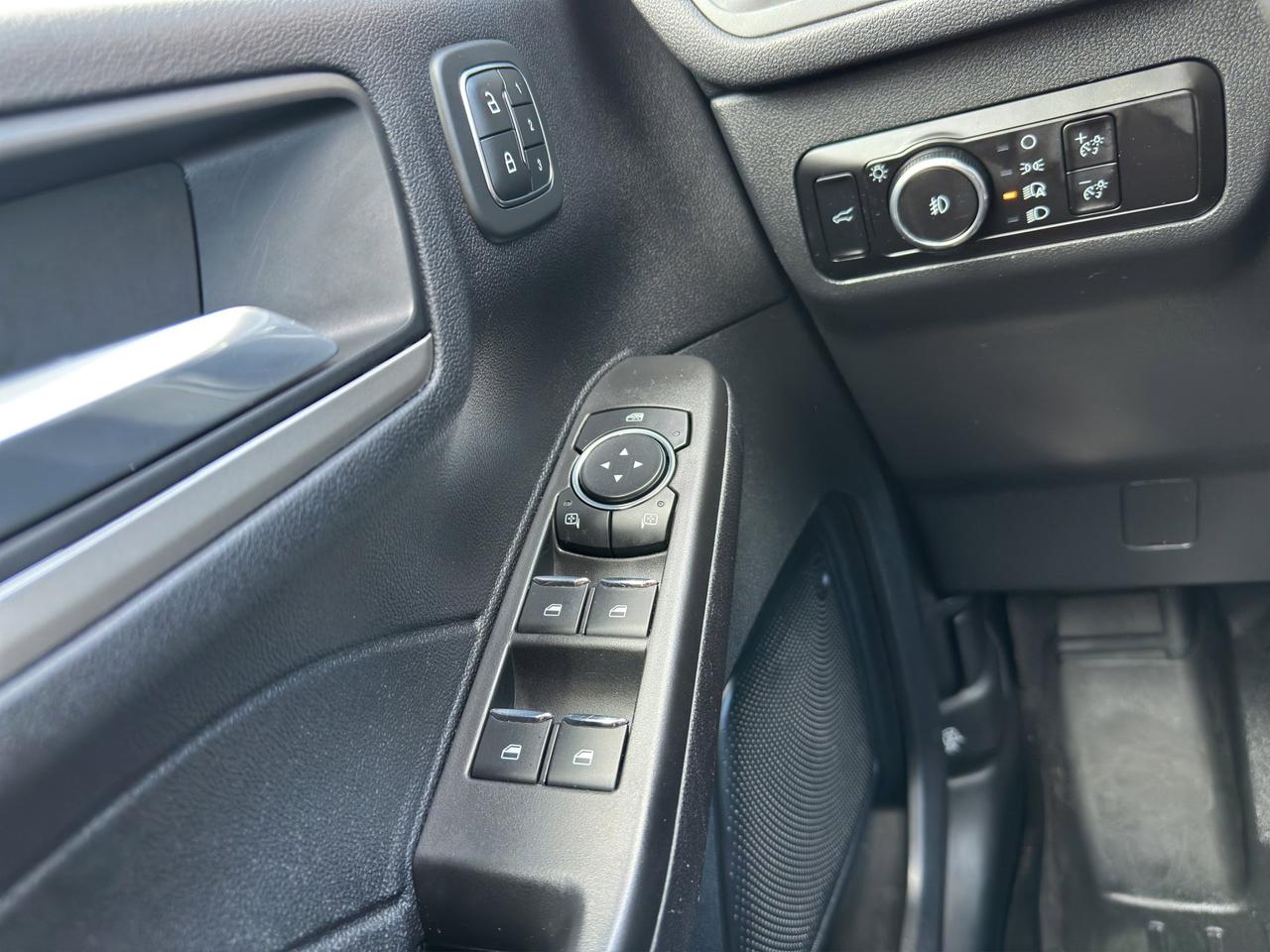 2021 Ford Escape SEL | Reverse Cam | Heated Seats Photo