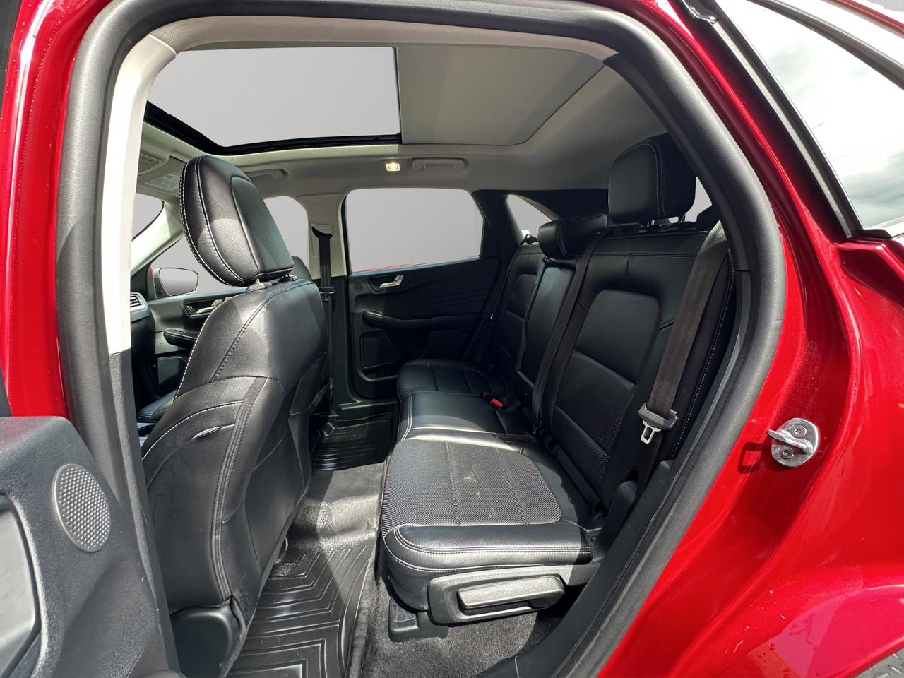2021 Ford Escape SEL | Reverse Cam | Heated Seats Photo