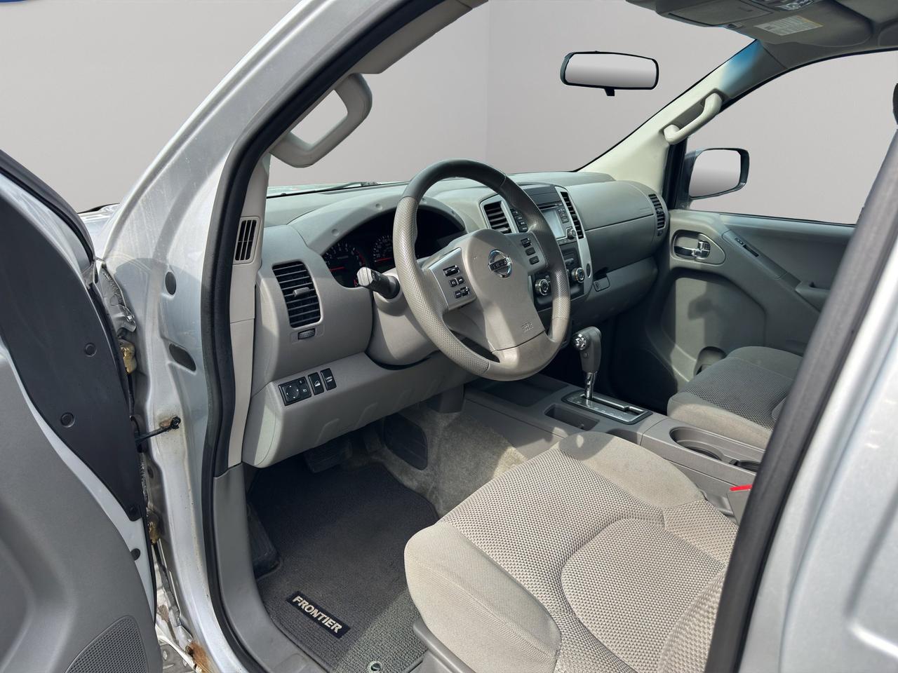 2016 Nissan Frontier SV | AC | CD Photo