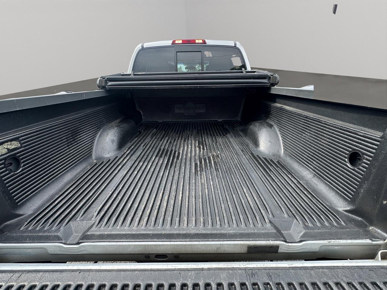 2016 Nissan Frontier SV | AC | CD Photo