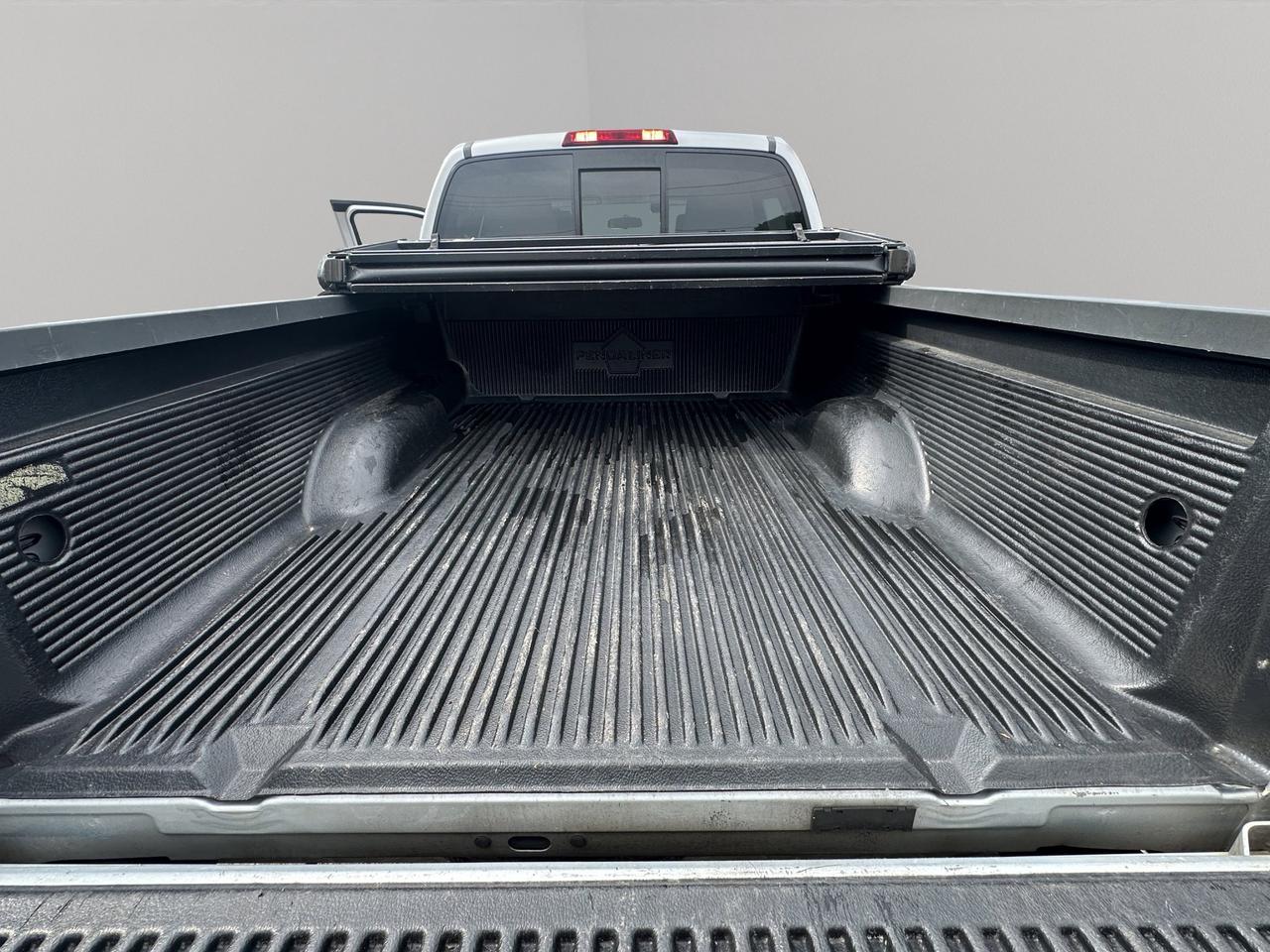 2016 Nissan Frontier SV | AC | CD Photo