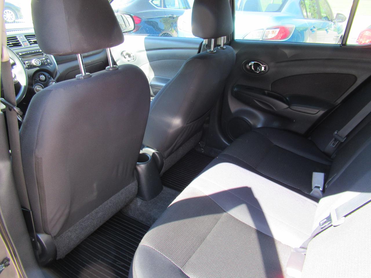 2012 Nissan Versa SL Photo