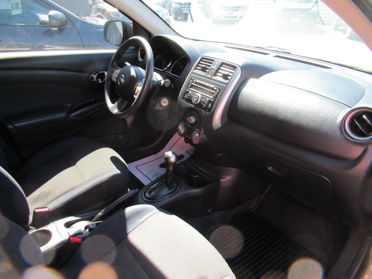 2012 Nissan Versa SL Photo