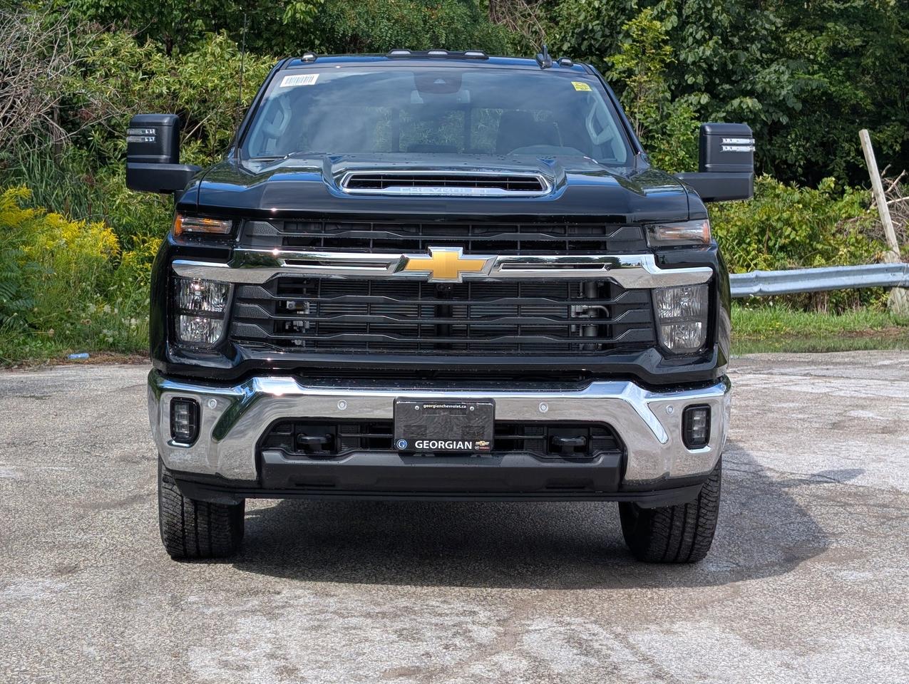 2025 Chevrolet SILVERADO 2500HD LT Photo4