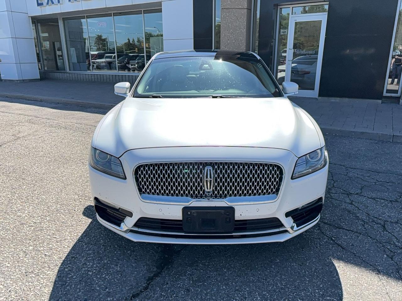 2017 Lincoln Continental Reserve Photo