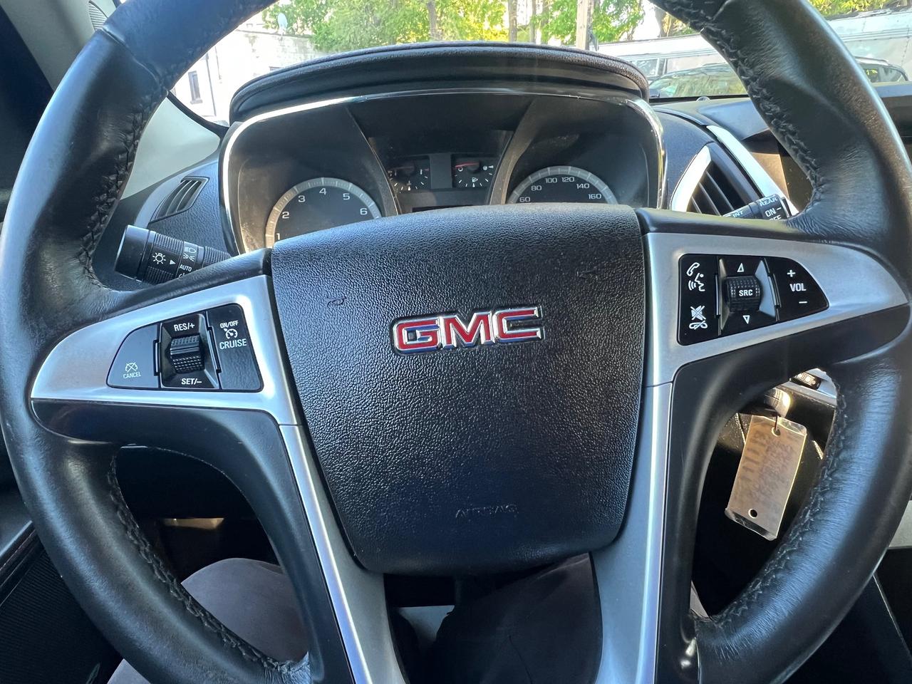 2013 GMC Terrain BACK CAM- HEATED SEATS-BLUETOOTH & MORE! Photo