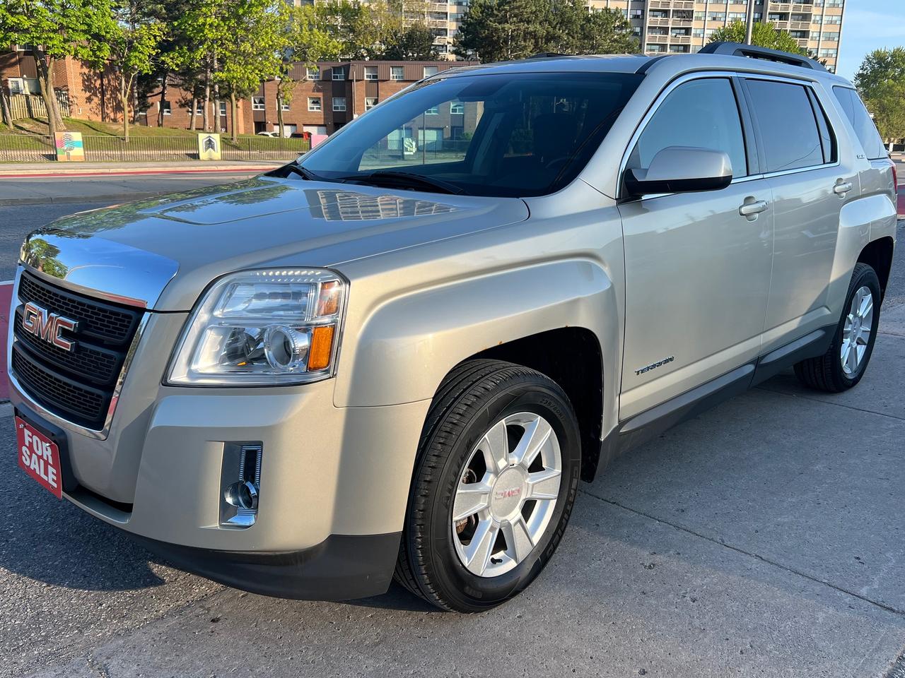 2013 GMC Terrain BACK CAM- HEATED SEATS-BLUETOOTH & MORE! Photo