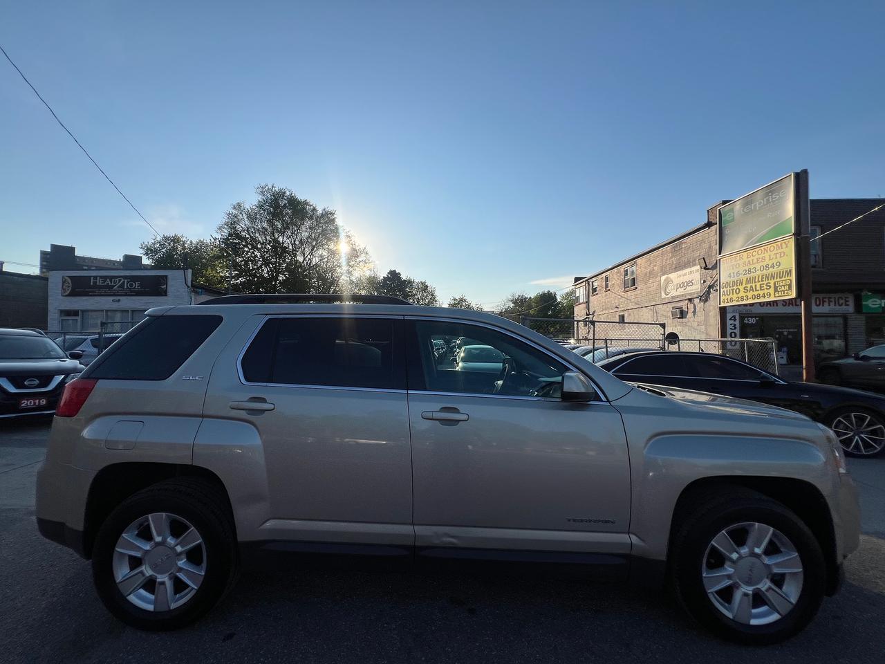 2013 GMC Terrain BACK CAM- HEATED SEATS-BLUETOOTH & MORE! Photo