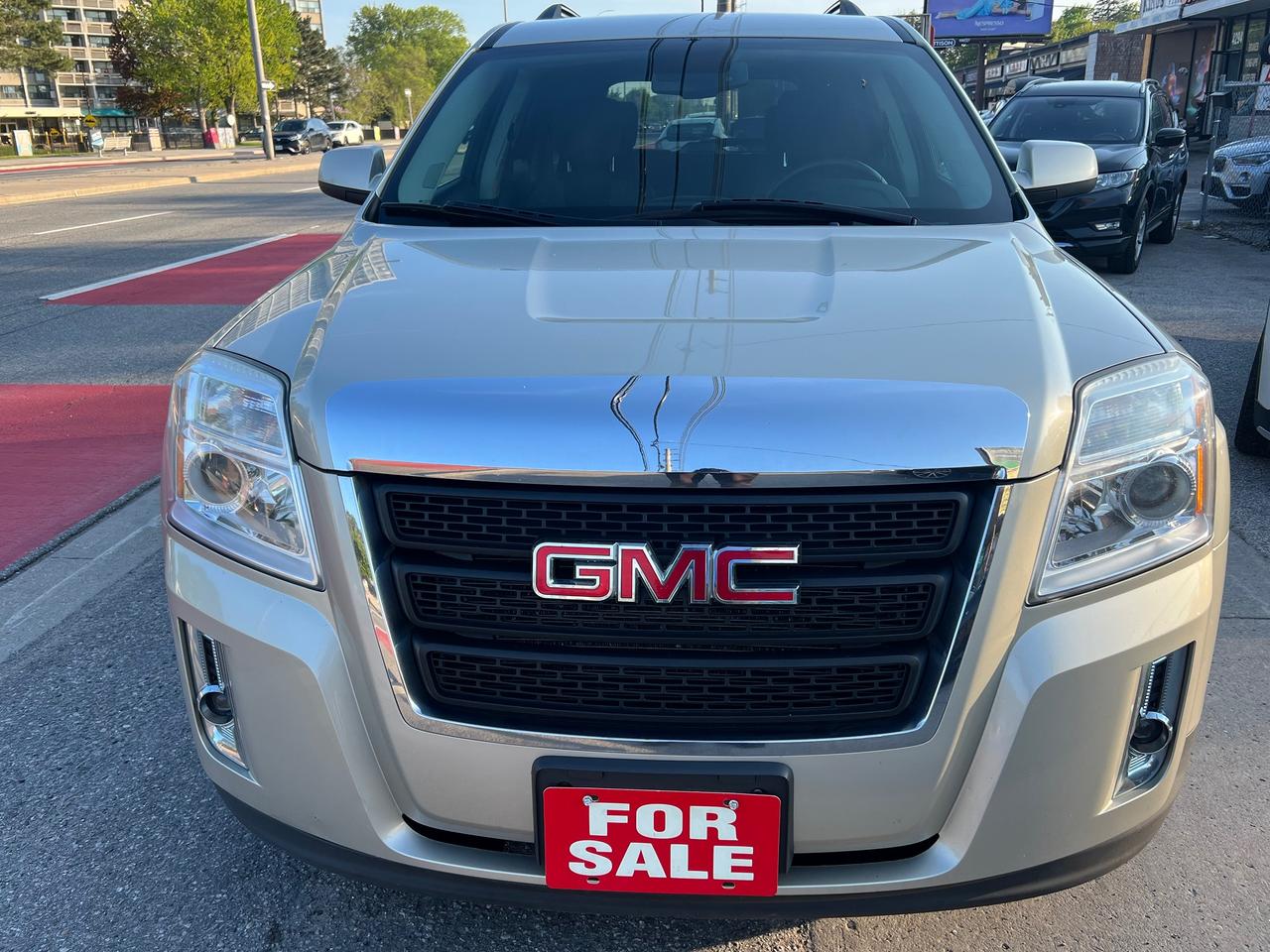 2013 GMC Terrain BACK CAM- HEATED SEATS-BLUETOOTH & MORE! Photo
