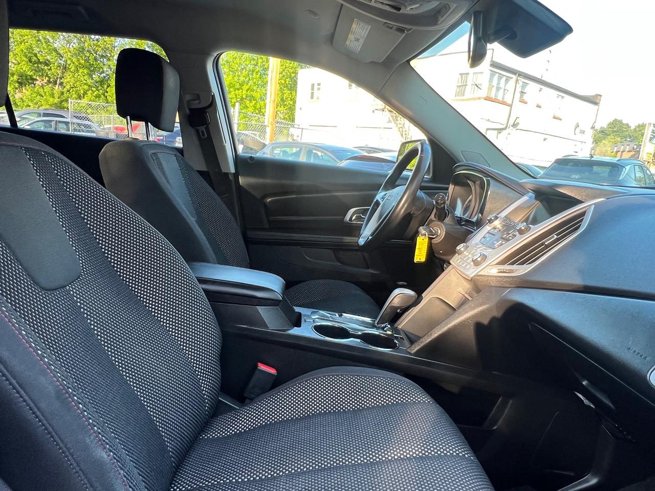 2013 GMC Terrain BACK CAM- HEATED SEATS-BLUETOOTH & MORE! Photo