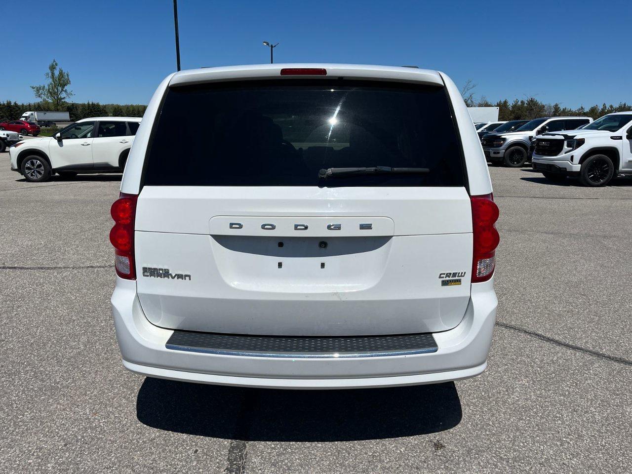 2016 Dodge Grand Caravan 4dr Wgn Crew Photo