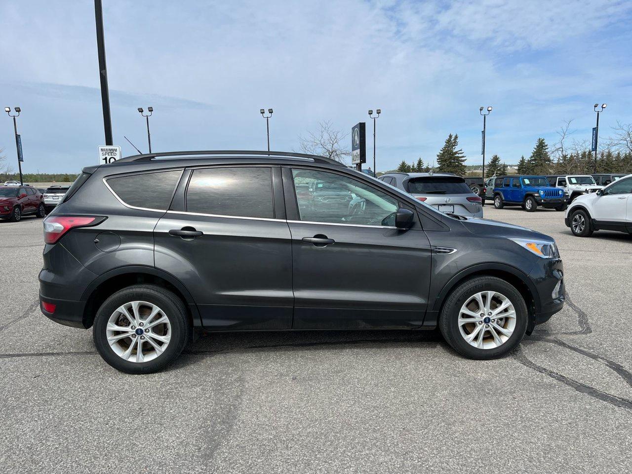 2018 Ford Escape SE AWD Photo4