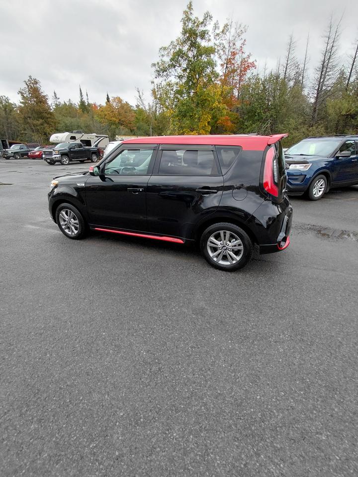 2016 Kia Soul SX Photo