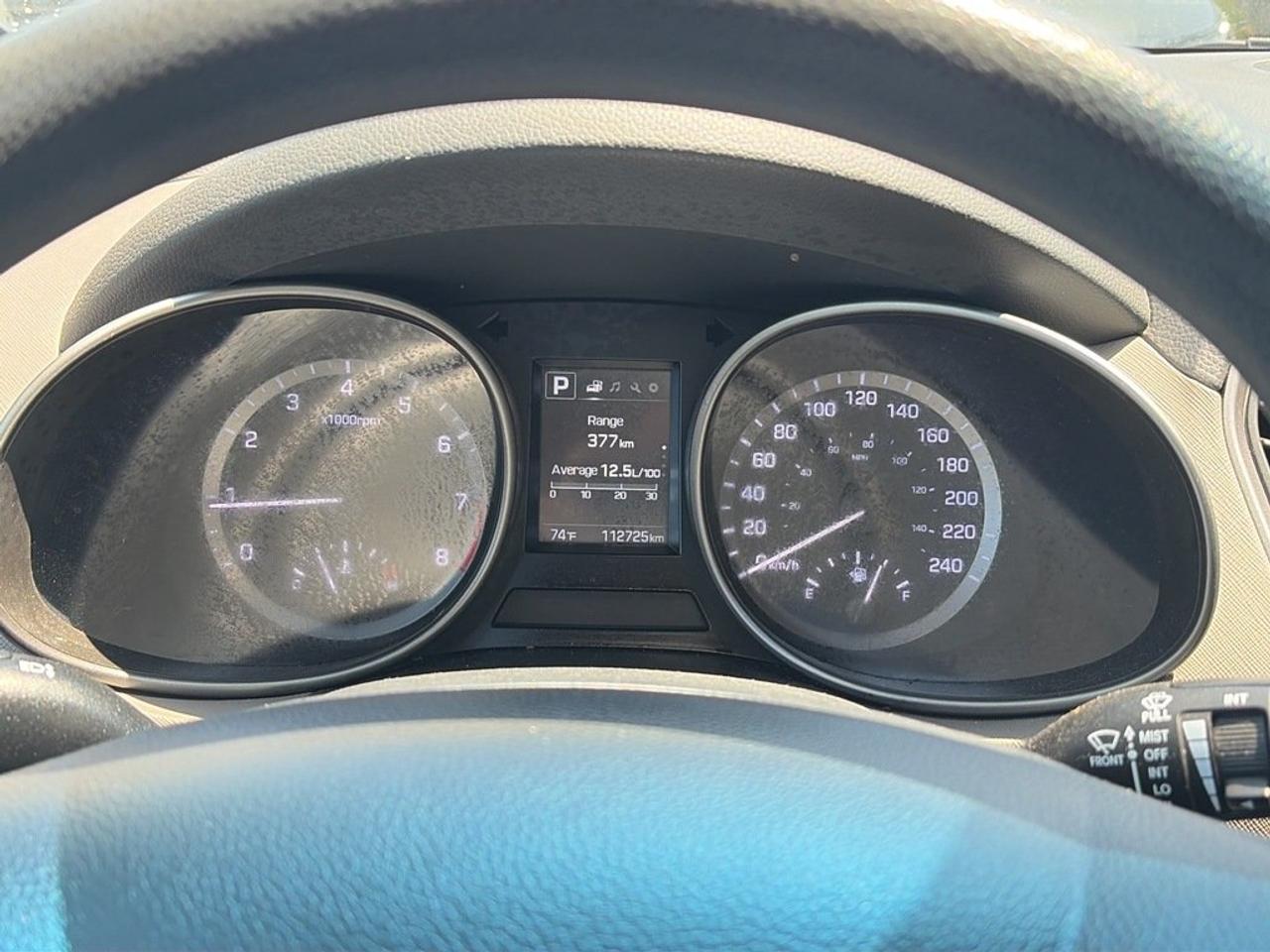 2017 Hyundai Santa Fe XL FWD 3.3L Photo