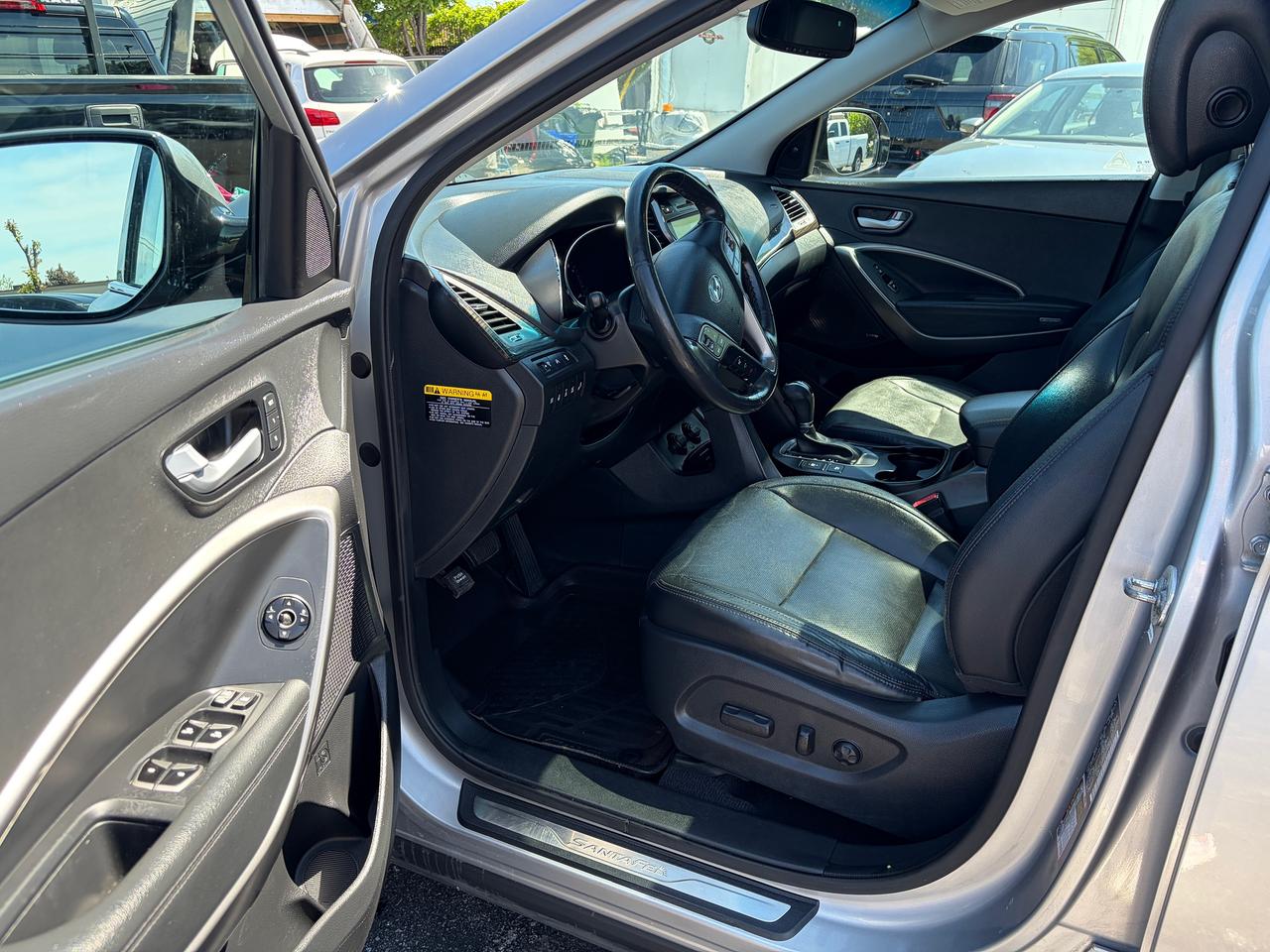 2016 Hyundai Santa Fe XL LIMITED Photo