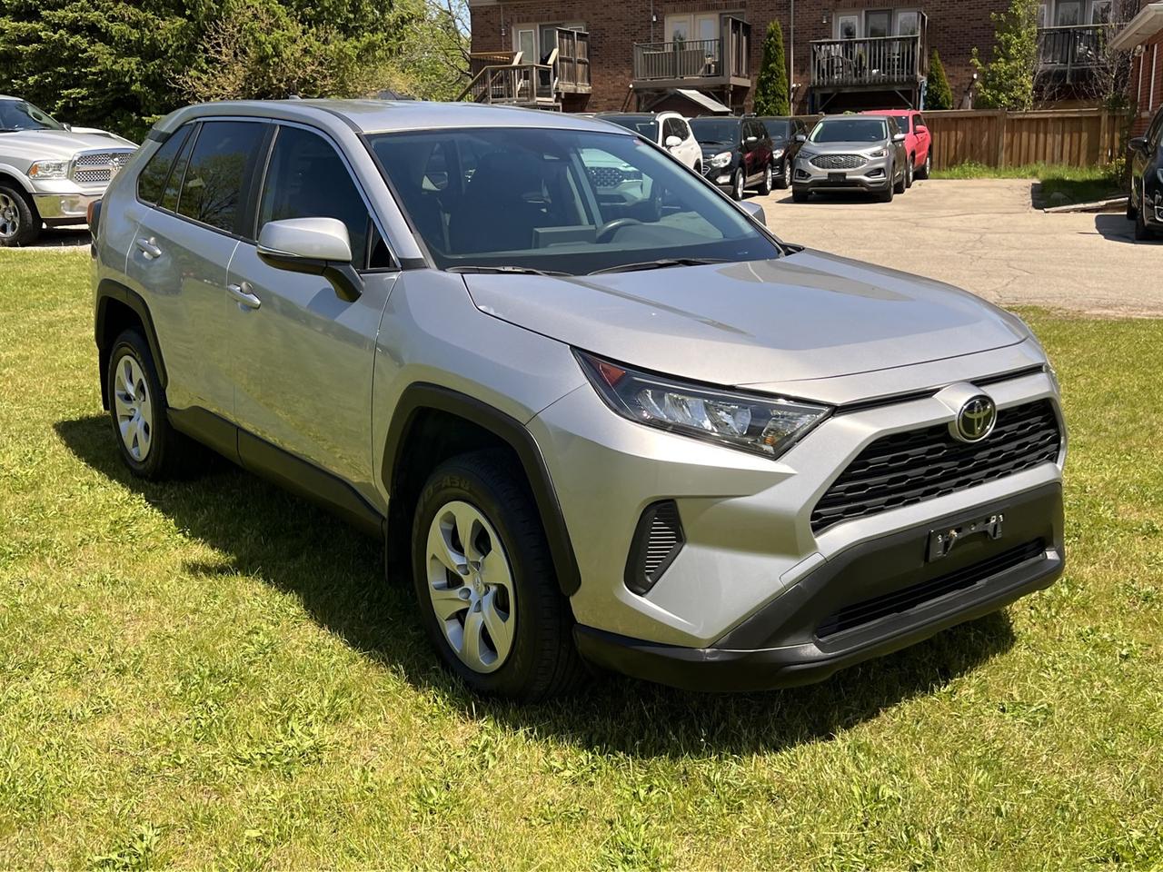 2022 Toyota RAV4 LE Photo