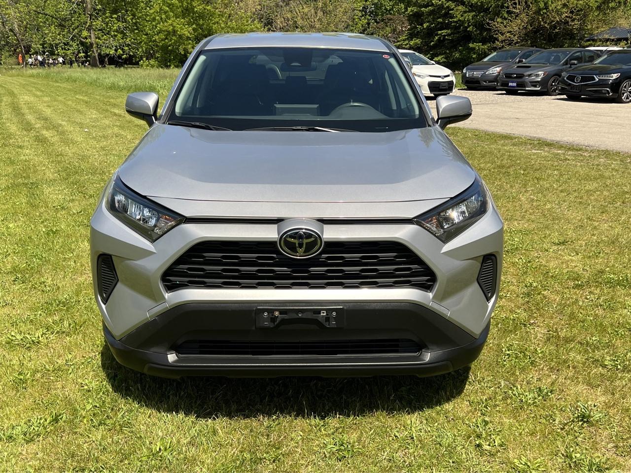 2022 Toyota RAV4 LE Photo