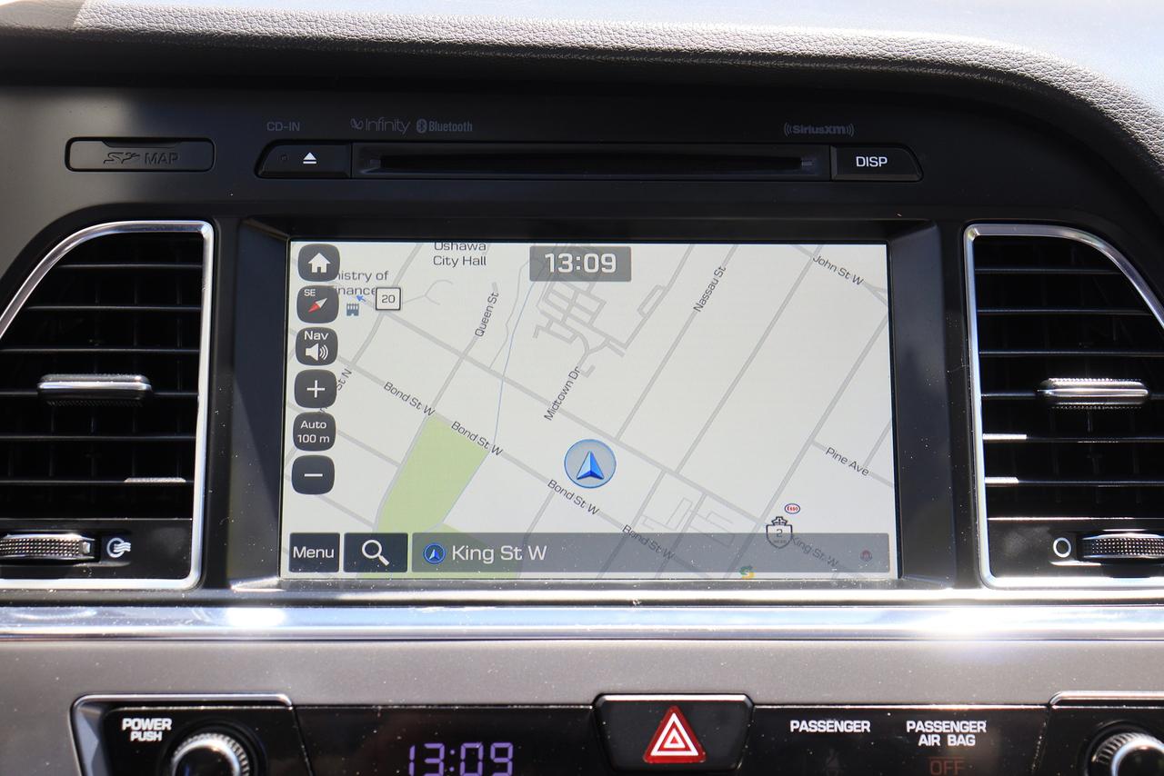 2016 Hyundai Sonata Hybrid Ultimate | Leather | Pano Roof | Nav | Cam | BSM++ Photo26