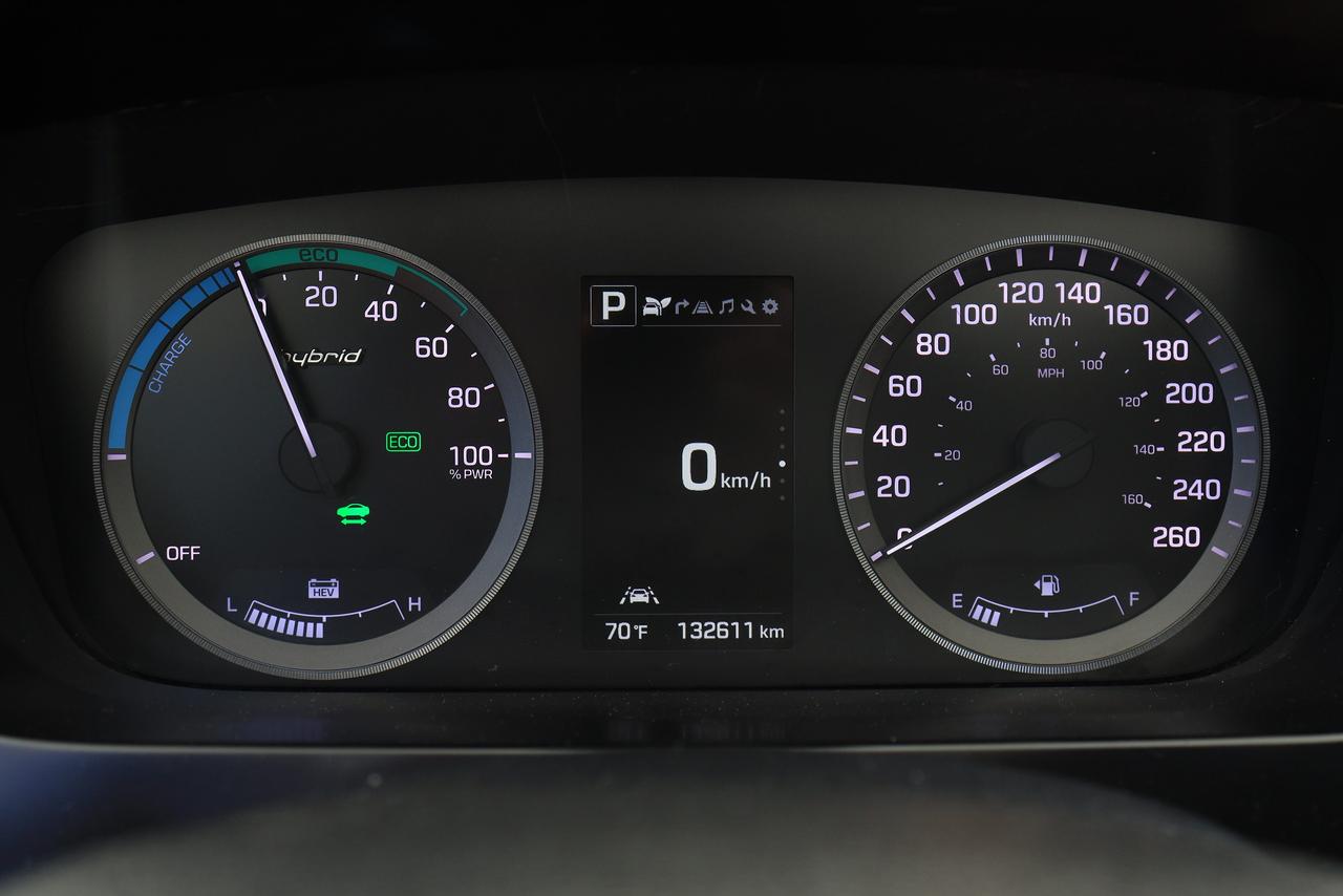 2016 Hyundai Sonata Hybrid Ultimate | Leather | Pano Roof | Nav | Cam | BSM++ Photo24