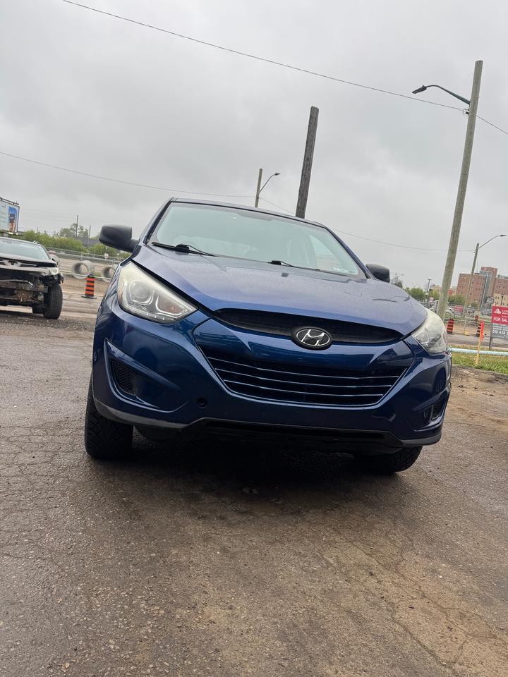 2014 Hyundai Tucson Base Photo2
