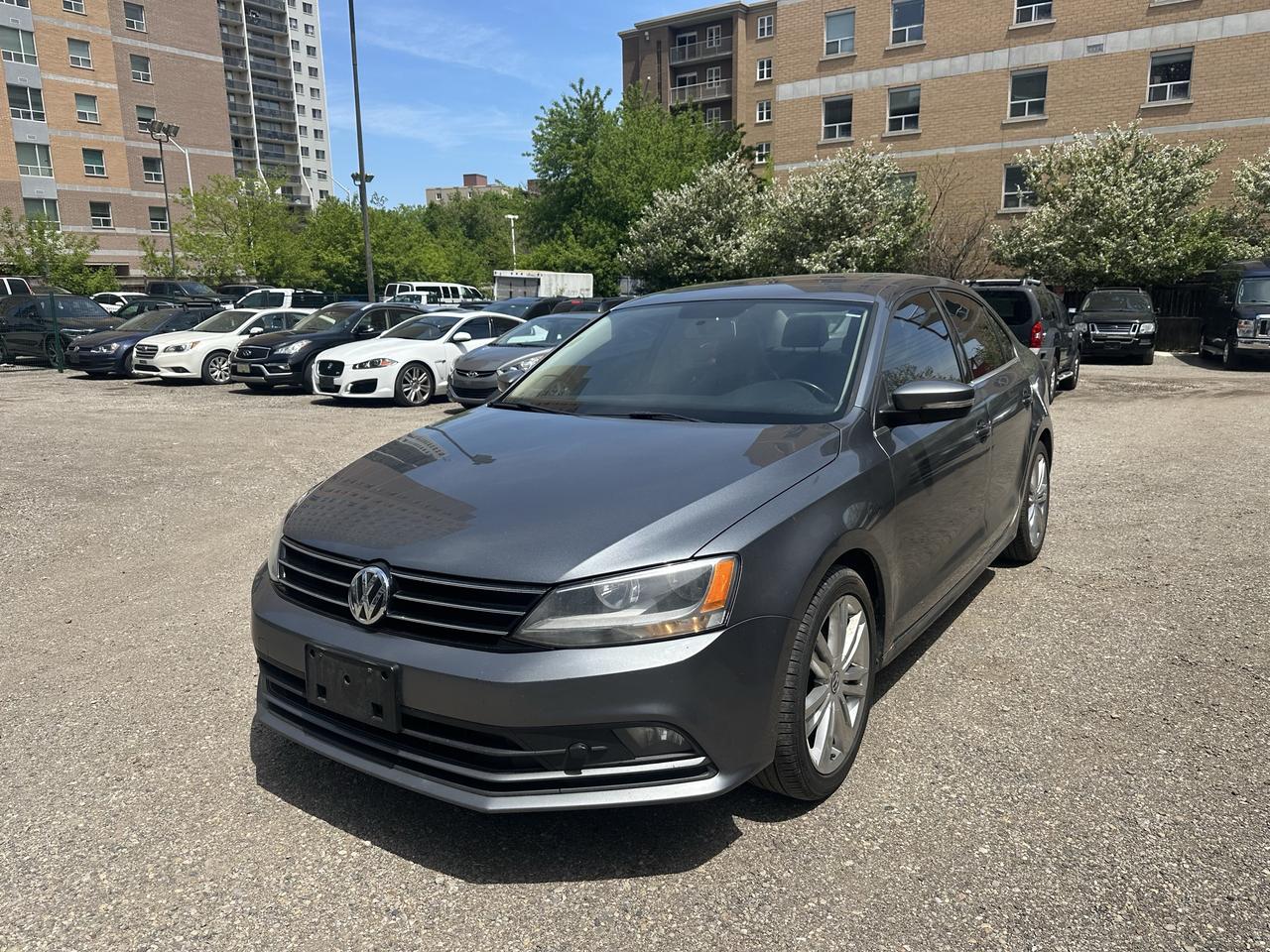 2015 Volkswagen Jetta 4dr 2.0 TDI DSG Highline Photo