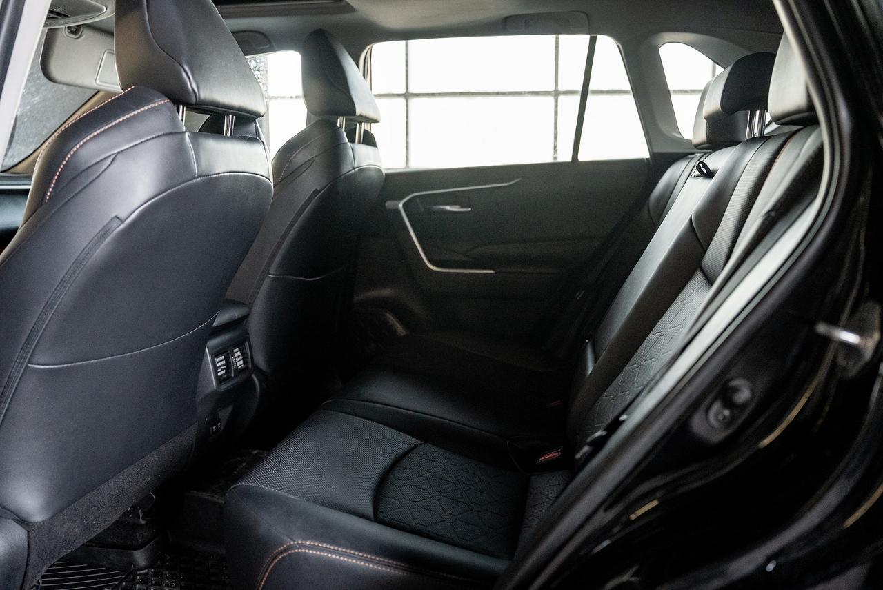 2019 Toyota RAV4 XLE PREMIUM| AWD| CLEAN TITLE| Photo