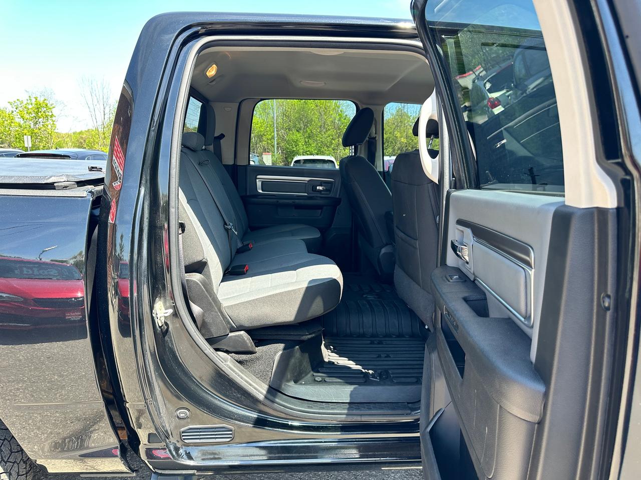 2021 RAM 1500 Classic SLT 4X4 HTD-Cloth Alpine NAV XM BackupCam A/C HEMI Photo